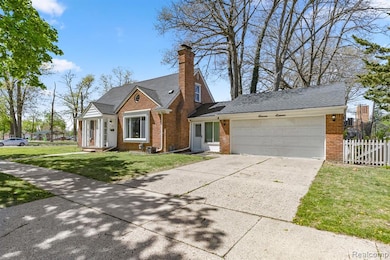 1111 N Franklin St, Dearborn, MI 48128 - photo 2