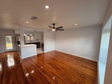 4523 Spellman Rd, Houston, TX 77035 - photo 3