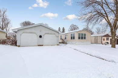 502 Edgar Place, Faribault, MN 55021 - photo 2