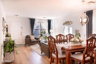 4015 S 59th Ln unit IV, Phoenix, AZ 85043 - photo 2