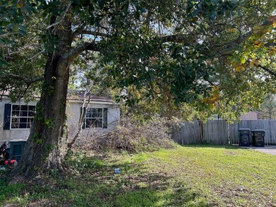 16303 Towering Oaks Trail, Magnolia, TX 77355 - photo 3