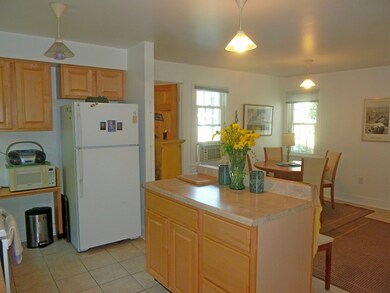 36 School St, Northampton, MA 01060 - photo 5