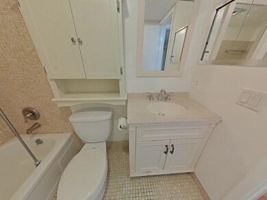 82 Windsor D, West Palm Beach, FL 33417 - photo 4