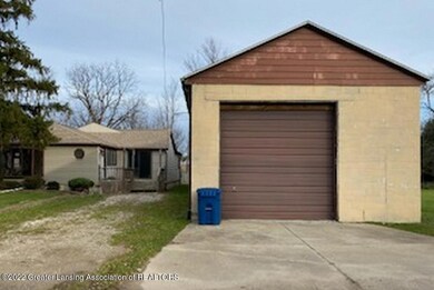 FRONT VIEW GARAGE