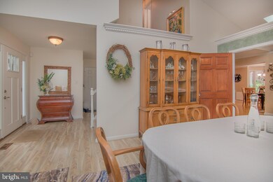 13193 Ladybank Ln, Herndon, VA 20171 - photo 4