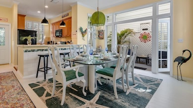 7-212 FLEMING ST dining - 1