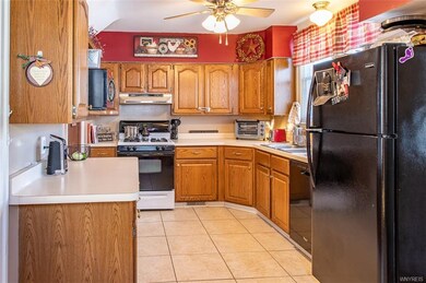 228 Lindsay Place, North Tonawanda, NY 14120 - photo 4