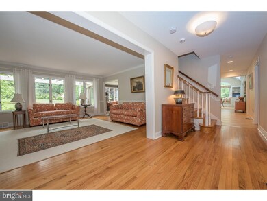 221 Hedgemere Dr, Devon, PA 19333 - photo 4