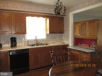 18020 Putter Dr, Hagerstown, MD 21740 - photo 7