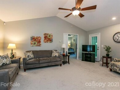 216 Emily Ln, Leicester, NC 28748 - photo 4