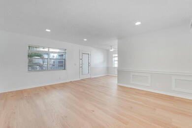 332 Flanders G unit 3320, Delray Beach, FL 33484 - photo 3