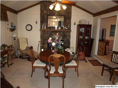 320 Tammy Sue Dr, Center Point, AL 35215 - photo 3