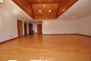 163 Warner Dr, Saylorsburg, PA 18353 - photo 5