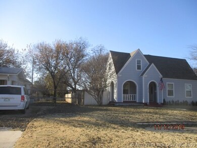 1017 Hargrove St, Ardmore, OK 73401 - photo 4