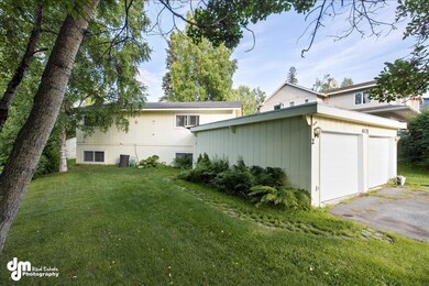 Exterior_Unit1_path_summer
