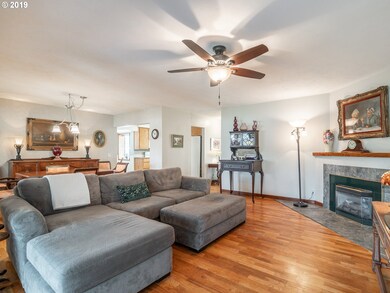 Living Room/Dining Room