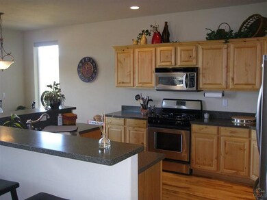 4057 SW Majestic Ave, Redmond, OR 97756 - photo 4