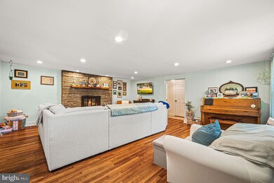 1401 Bullens Ln, Woodlyn, PA 19094 - photo 4