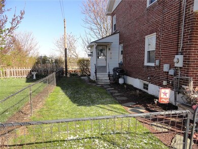 577 Furnace St, Emmaus, PA 18049 - photo 4