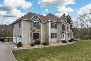 18 Senter Farm Rd, Hudson, NH 03051 - photo 4