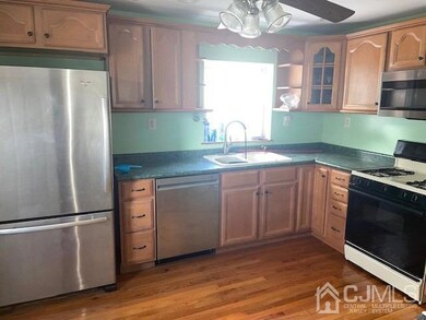 727 Hommann Ave, Perth Amboy, NJ 08861 - photo 3