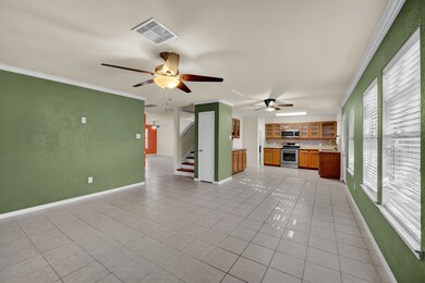 8826 Summerset Meadow Ct, Houston, TX 77075 - photo 6