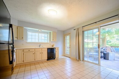 4 Driftwood Way, Ashland, MA 01721 - photo 4