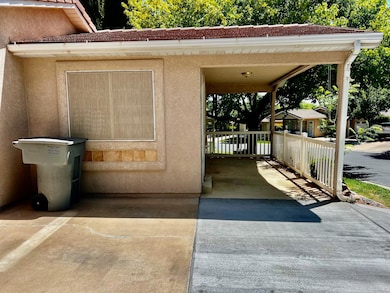 1050 W Red Hills Pkwy unit 64, Washington, UT 84780 - photo 2