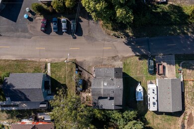 Aerial - Street/Neighbors