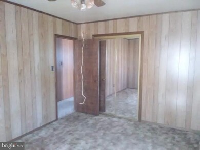 8 Pointville Rd, Pemberton, NJ 08068 - photo 4