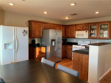 6084 Lazarro Ct, Las Vegas, NV 89139 - photo 7