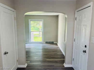 1700 Malasia Rd, Akron, OH 44305 - photo 7