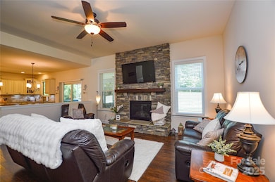 274 Cove Creek Loop, Mooresville, NC 28117 - photo 3