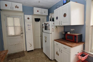17 Rawson St, Albany, NY 12206 - photo 4