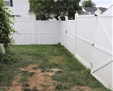 Vinyl fencing and your own lawn