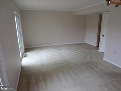 9228 Sand Creek Ct, Burke, VA 22015 - photo 7