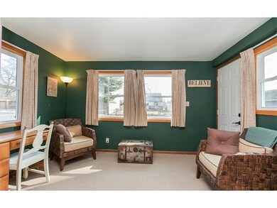 355 21st St NW, Cedar Rapids, IA 52405 - photo 6