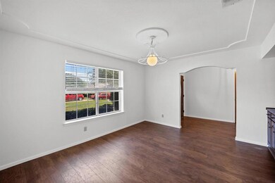 728 Huntwich Dr, Bedford, TX 76021 - photo 5