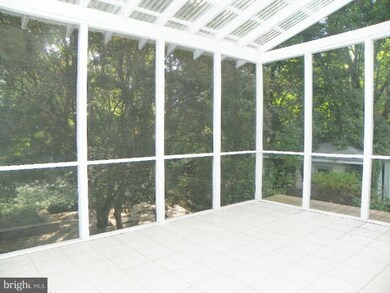 10 Decatur Ave, Annapolis, MD 21403 - photo 2