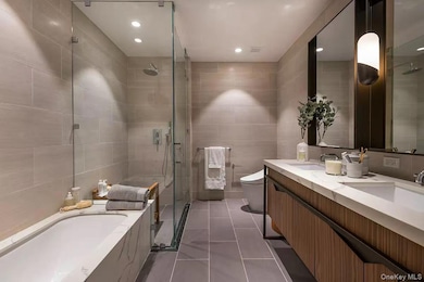 Tangram unit 8, Flushing, NY 11354 - photo 7