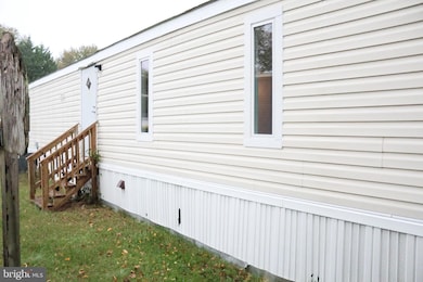 484 Keith Ct, Lothian, MD 20711 - photo 3