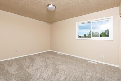 3718 Chaffee-15