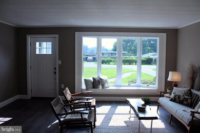 529 Oak St, Chambersburg, PA 17201 - photo 5