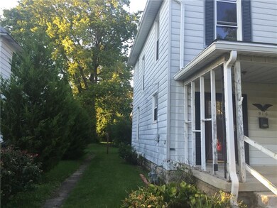 916 W 3rd St, Anderson, IN 46016 - photo 6