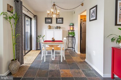 8605 Village Way unit D, Alexandria, VA 22309 - photo 7