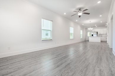 139 Date Palm Ln, Freeport, FL 32439 - photo 5