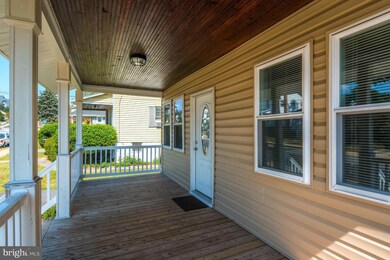 1310 Poplar Ave, Halethorpe, MD 21227 - photo 4