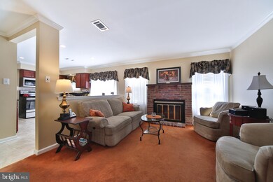 320 E Hanover St, Newtown, PA 18940 - photo 6