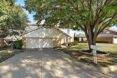 3716 Misty Meadow Dr, Fort Worth, TX 76133 - photo 2