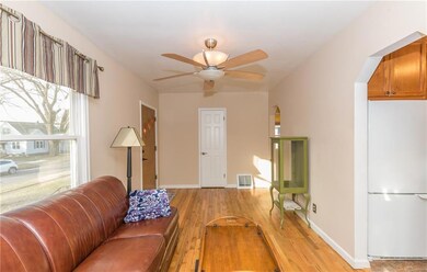 2615 61st St, Des Moines, IA 50322 - photo 2